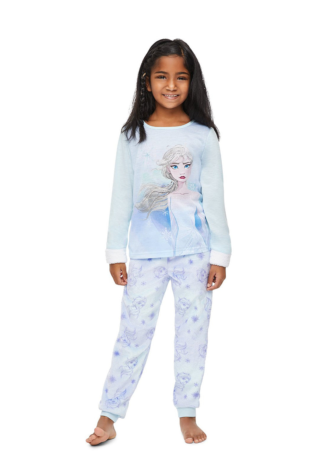 Girl wearing Frozen 2 Pajama Set (blue)