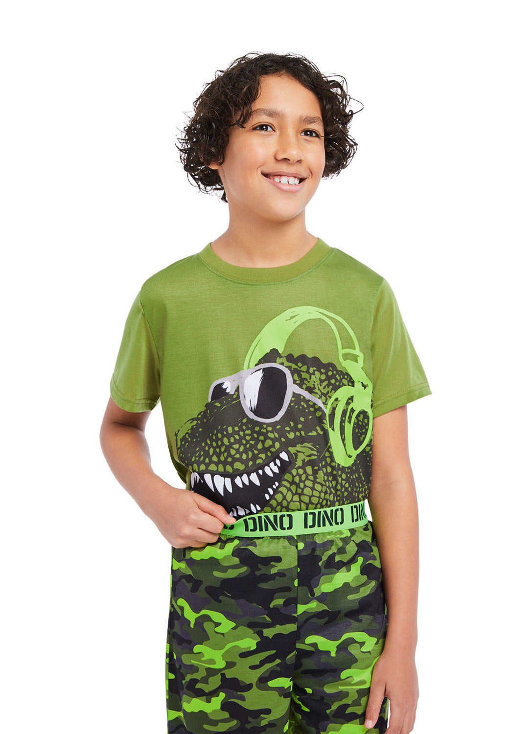 Detail Boy wearing Dino t-shirt print with Camo shorts (green)