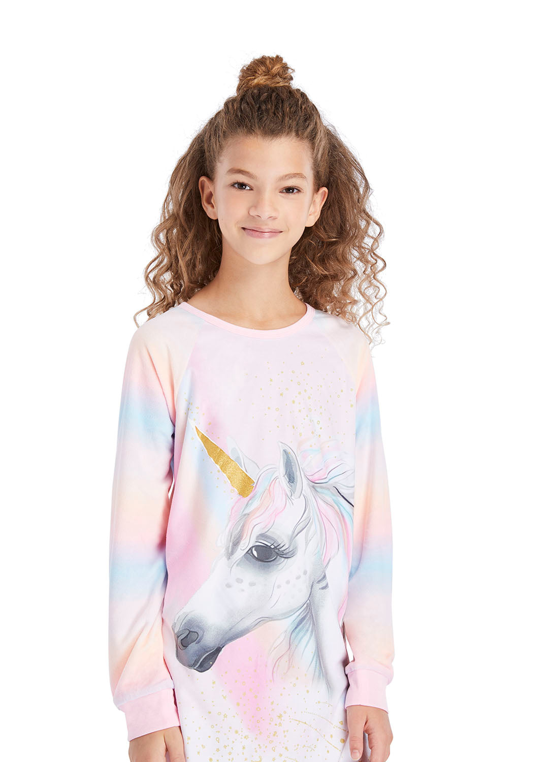 Close Up Girl wearing a Sleep Shirt print Unicorn